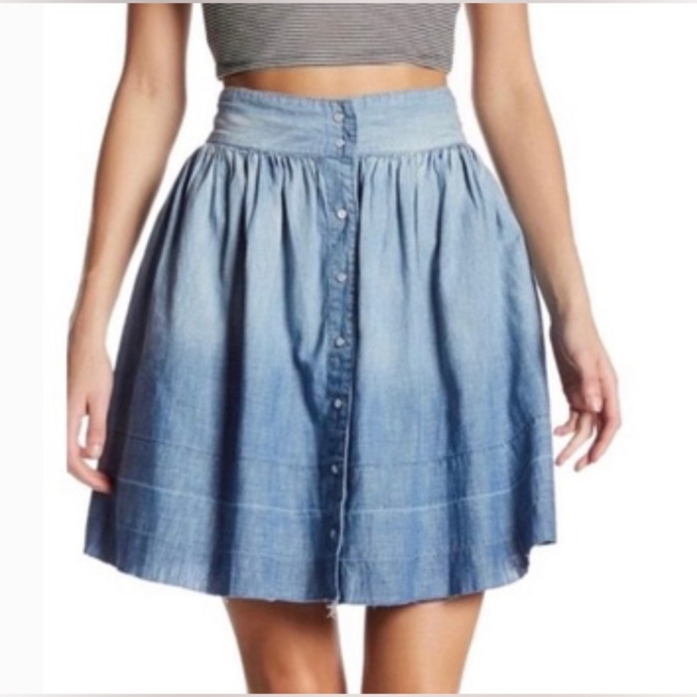 CURRNT‎ ELLIOT The Flirt Chambray Skirt